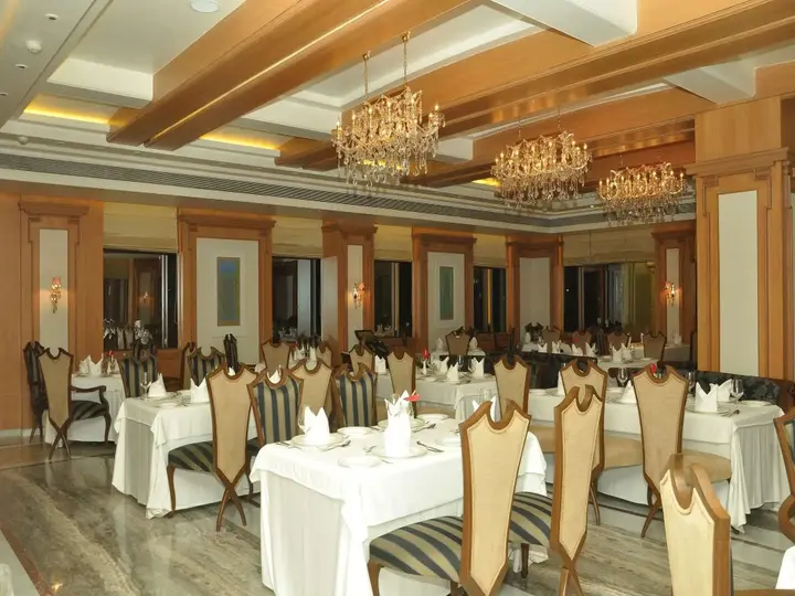 Нави-Мумбай: Royal Tulip Navi Mumbai