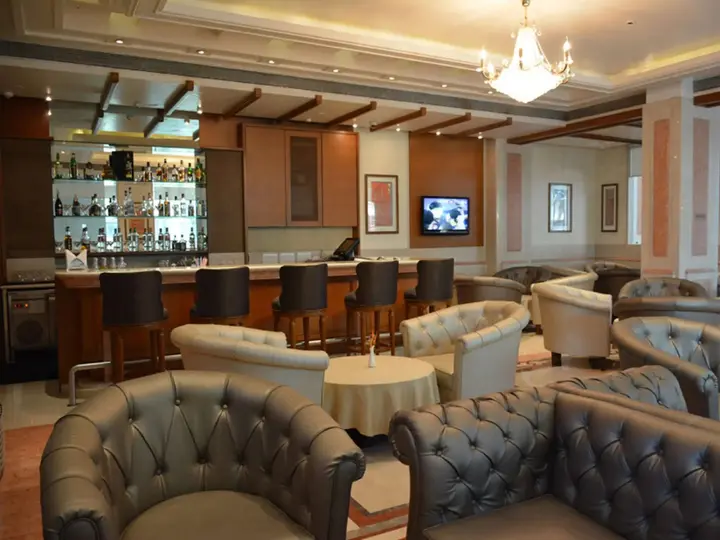Нави-Мумбай: Royal Tulip Navi Mumbai