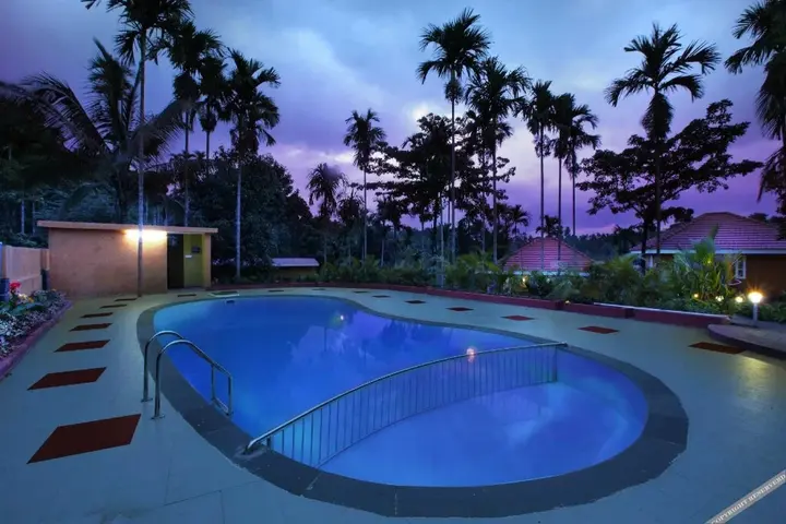 Султан-Батери: Karapuzha Village Resort