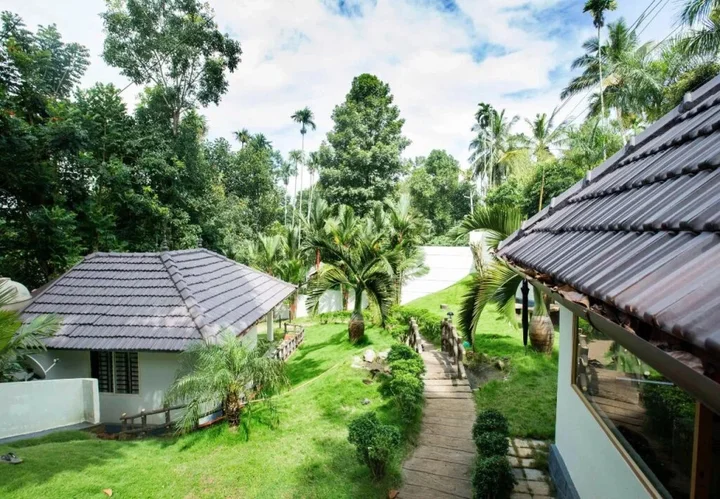 Султан-Батери: Karapuzha Village Resort