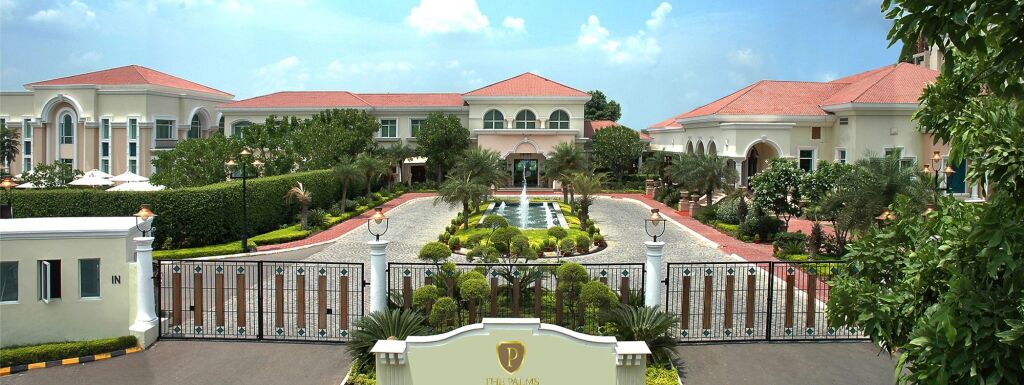 Гуруграм: The Palms - Town & Country Club
