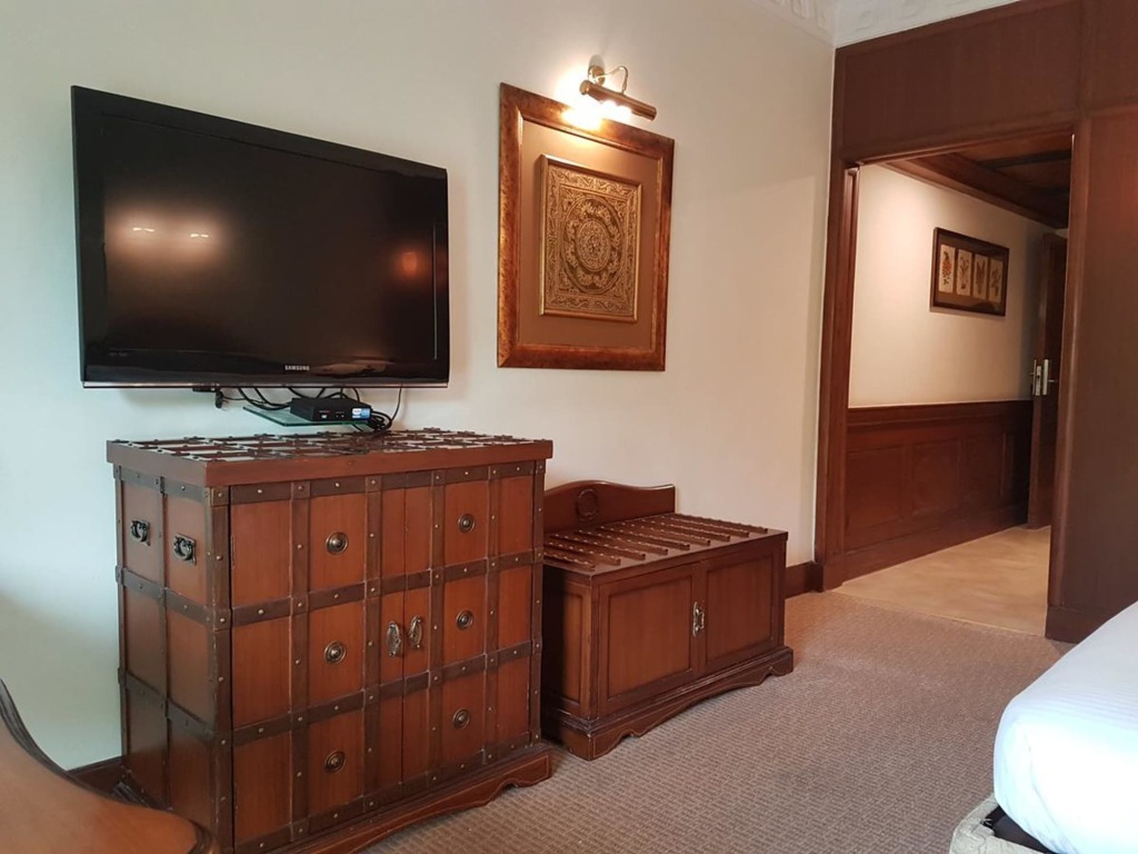 Гуруграм: The Palms - Town & Country Club