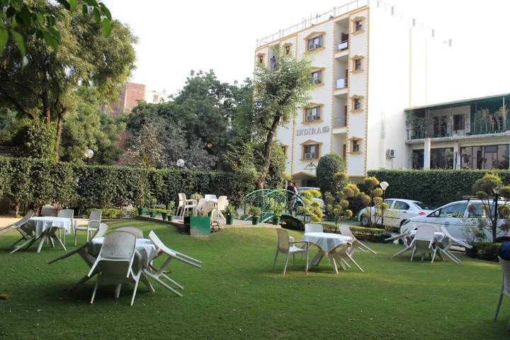 Нью-Дели: Indira International Inn