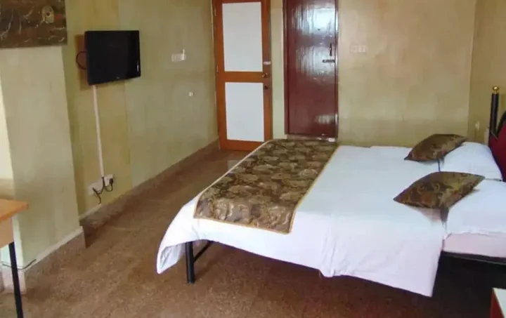 Панаджи: Hotel Manvins