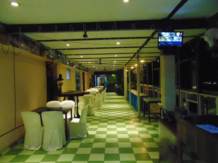 Панаджи: Hotel Manvins