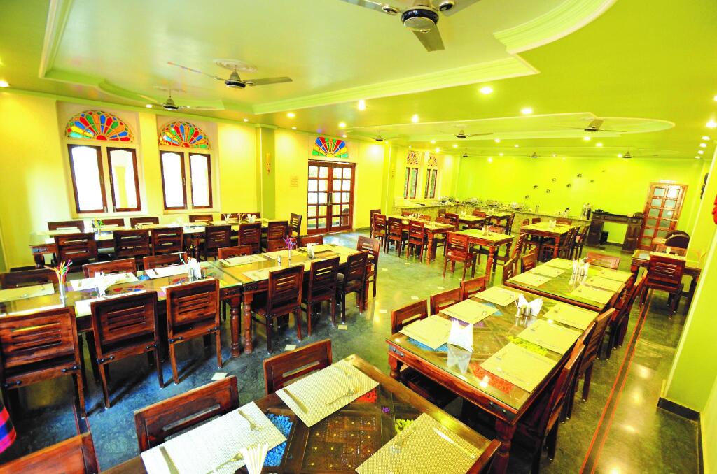 Raj Palace Resort — фото 3
