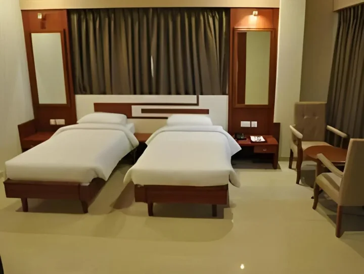 Бхубанешвар: Hotel Excellency