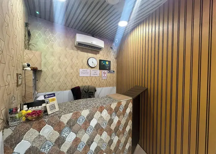 Мумбаи: Hotel Om residency