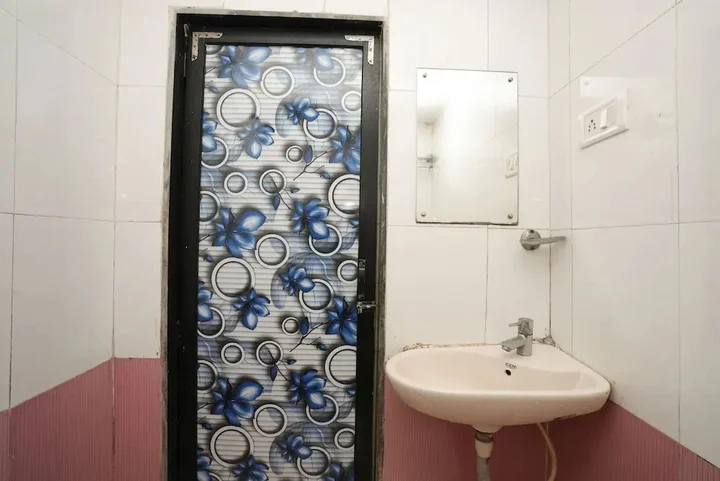 Мумбаи: Hotel Om residency