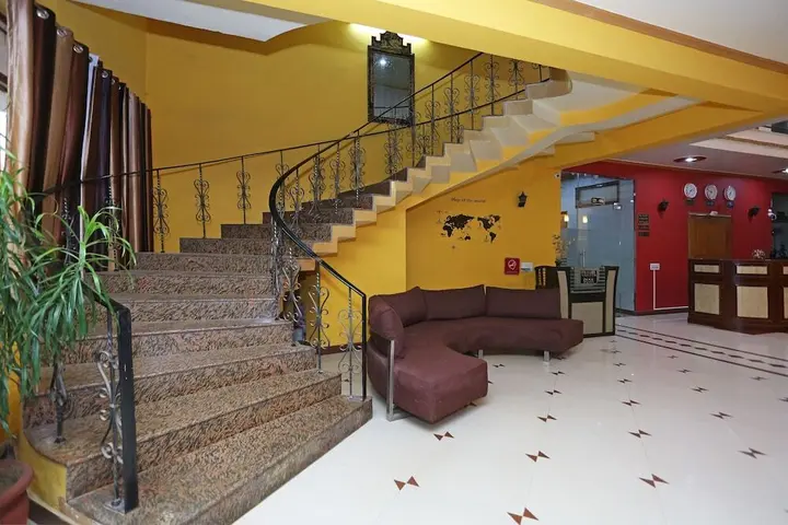 Гуруграм: OYO 6590 Hotel Amaraa