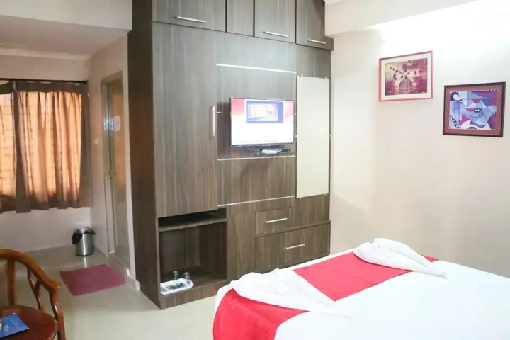Висакхапатнам: Hotel Akshaya