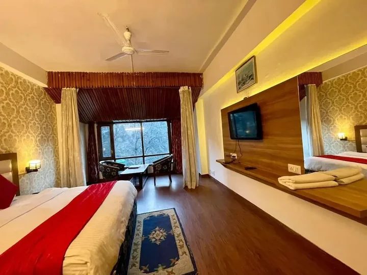 Манали: Hotel Sitara International