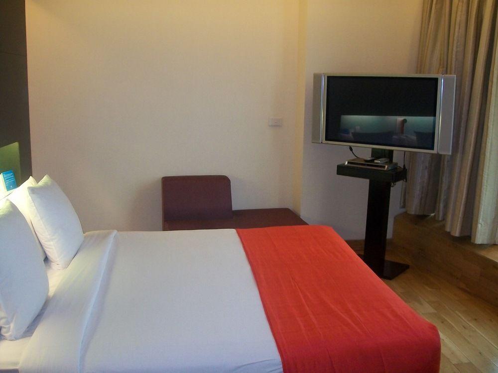 Гуруграм: Galaxy Hotel and Spa