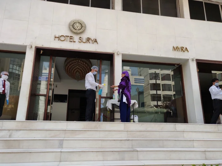 Вадодара: Hotel Surya