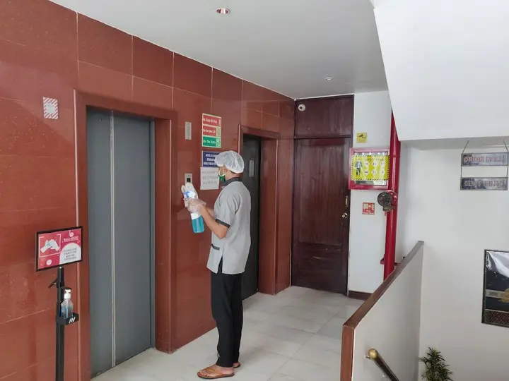 Вадодара: Hotel Surya
