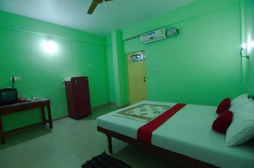 Ковалам: Shirleys Beach Hotel