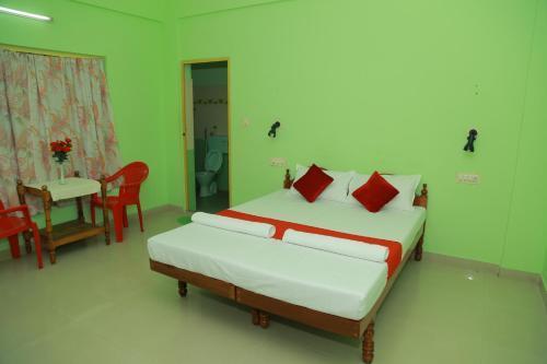Ковалам: Shirleys Beach Hotel