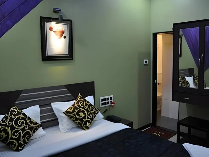 Мумбаи: Hotel Planet Plaza
