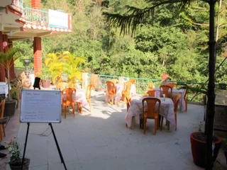 Ришикеш: Rishikesh Sadan A Yoga and Spritual Retreat
