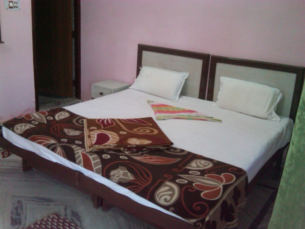 Ришикеш: Rishikesh Sadan A Yoga and Spritual Retreat