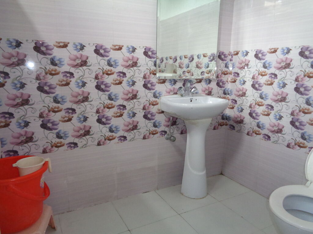 Катра: Hotel Ishan