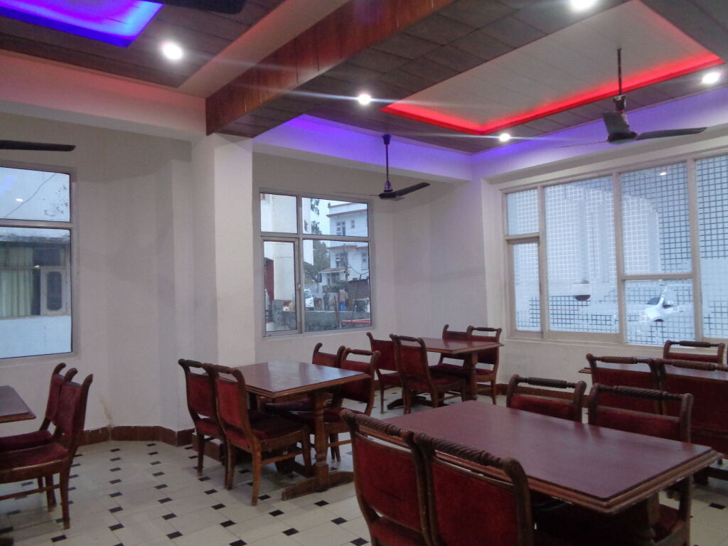 Катра: Hotel Ishan
