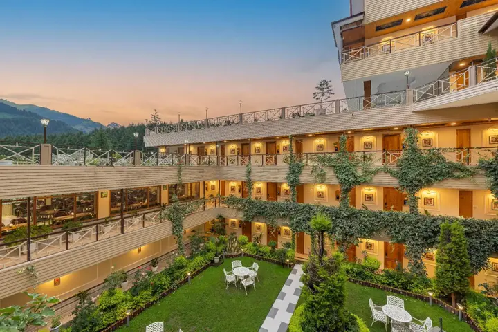 Манали: Snow Valley Resorts