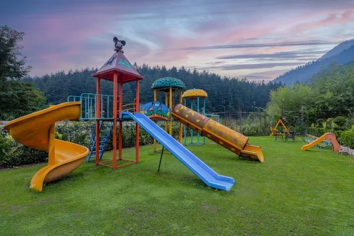 Манали: Snow Valley Resorts