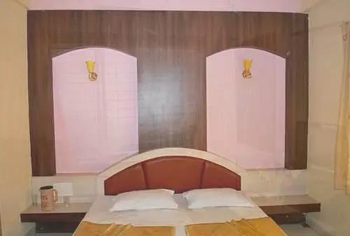 Олд-Махабалешвар: Shantis Hotel Sonai