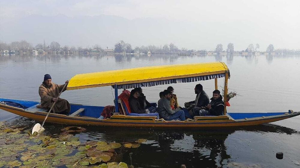 Шринагар: New kolohai Group of Houseboats