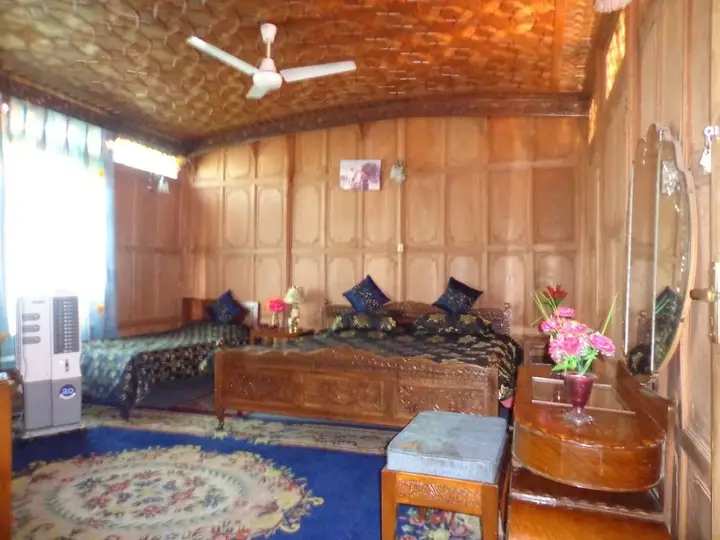 Alif Laila Group of Houseboats — фото 5