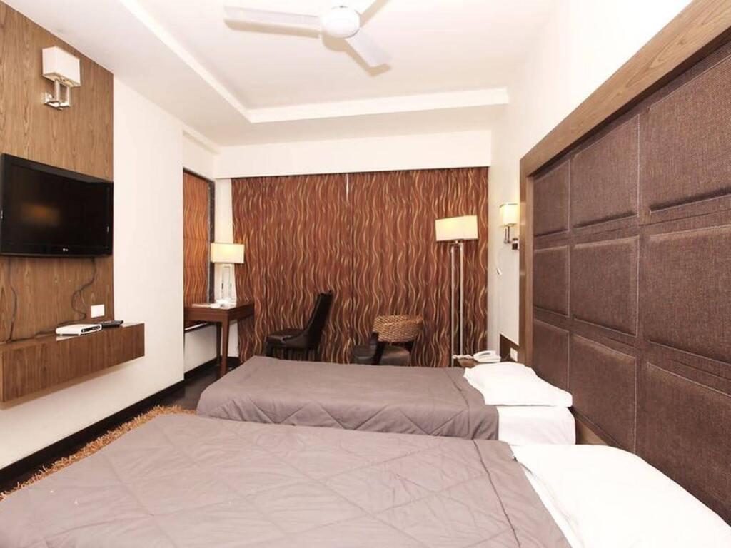 Ахмедабад: Hotel Host Inn
