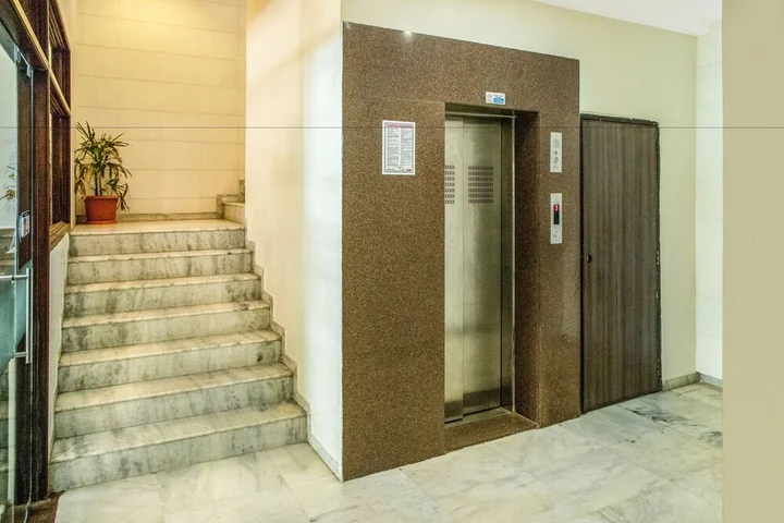 Ахмедабад: Hotel Kamran Palace