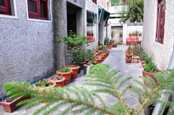 Шринагар: Hotel SADAF