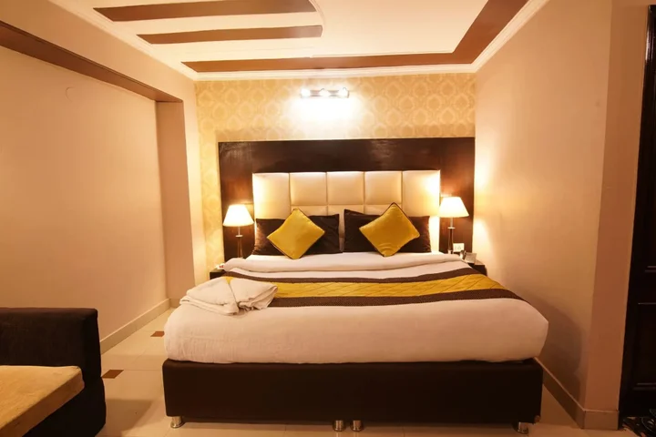 Массури: Ashirwad Hotel and Spa