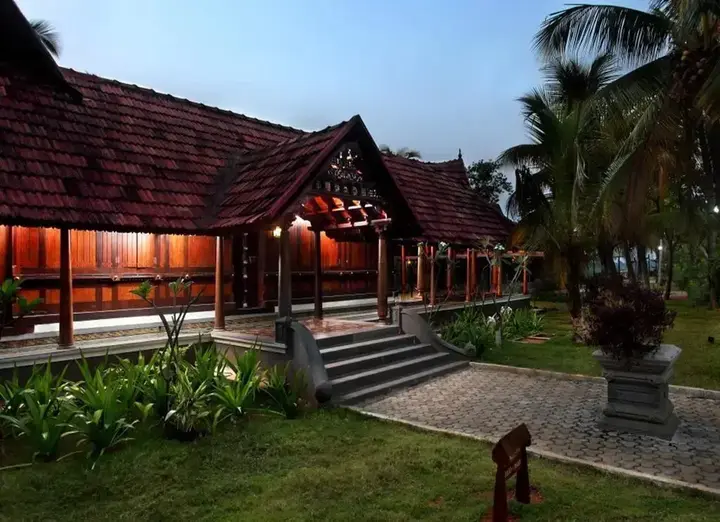 Cherthala: Vasundhara Sarovar Premiere