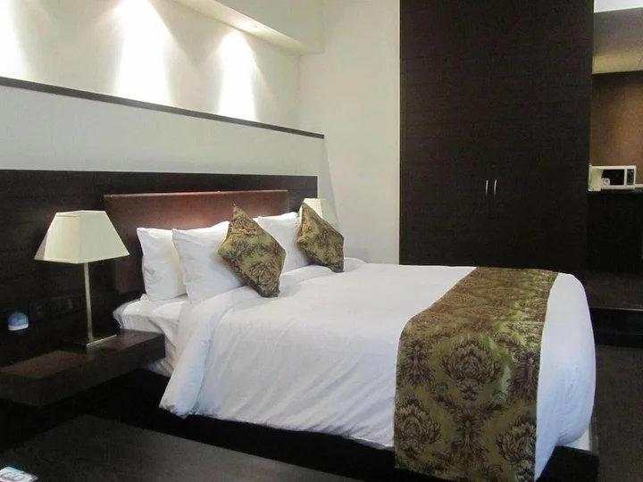Бангалор: Zip by Spree Hotel at Woodrose Club