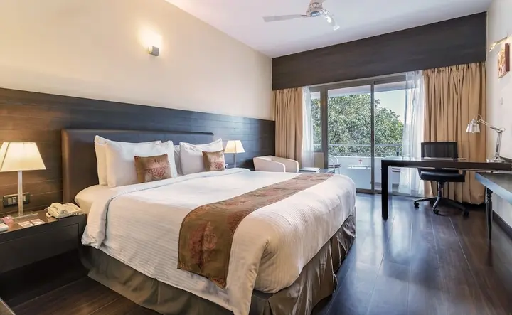 Бангалор: Zip by Spree Hotel at Woodrose Club
