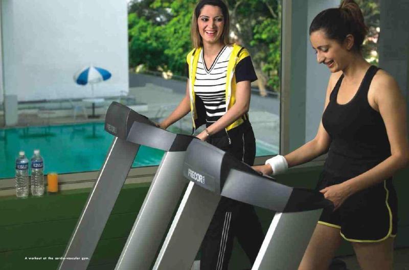 Бангалор: Zip by Spree Hotel at Woodrose Club