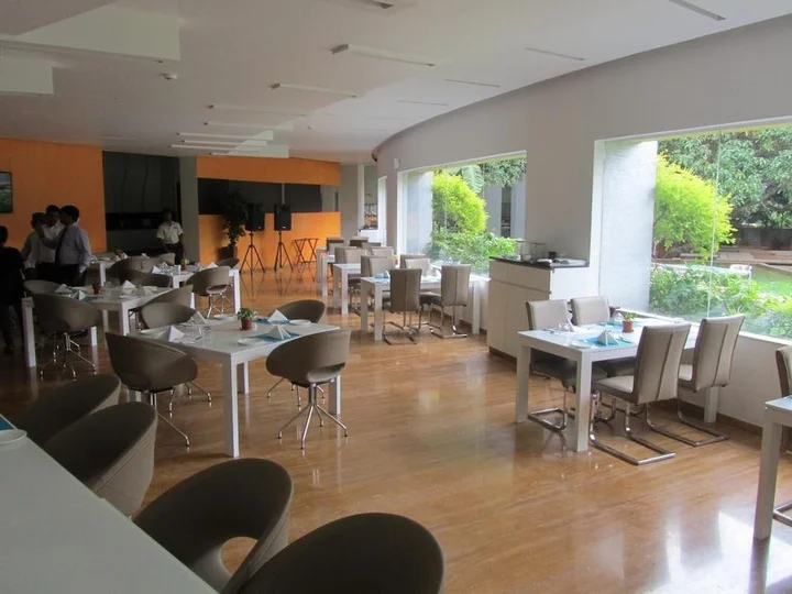 Бангалор: Zip by Spree Hotel at Woodrose Club