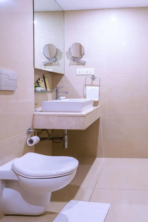 Бангалор: Zip by Spree Hotel at Woodrose Club