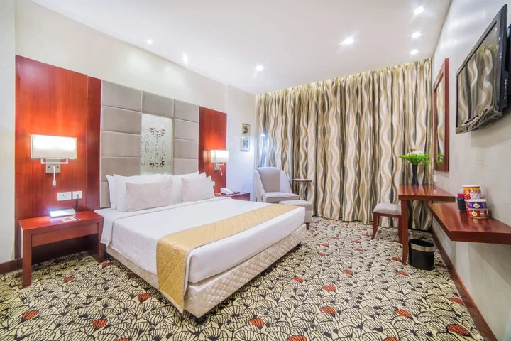 Батасингарам: Hotel Sitara