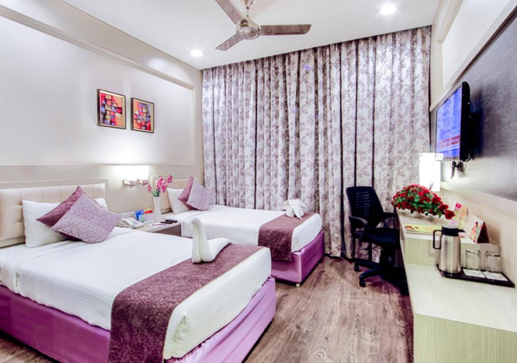 Батасингарам: Tara Comfort Hotel