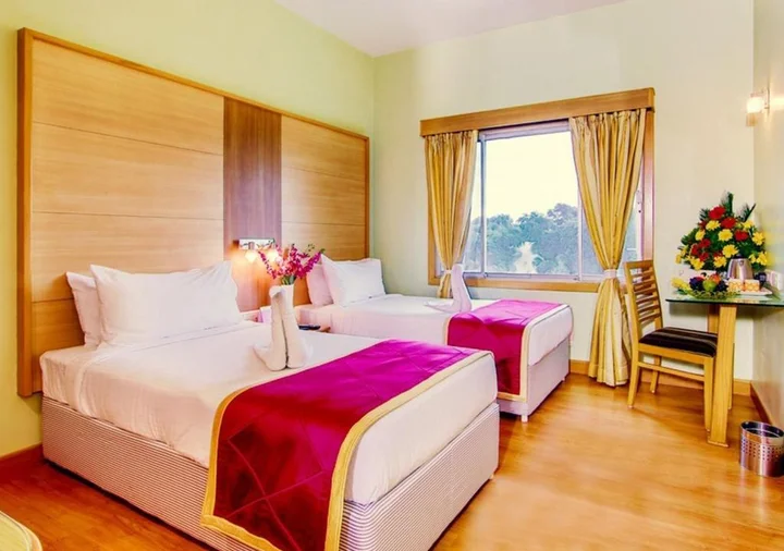 Батасингарам: Tara Comfort Hotel
