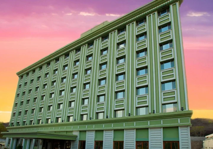 Батасингарам: Tara Comfort Hotel