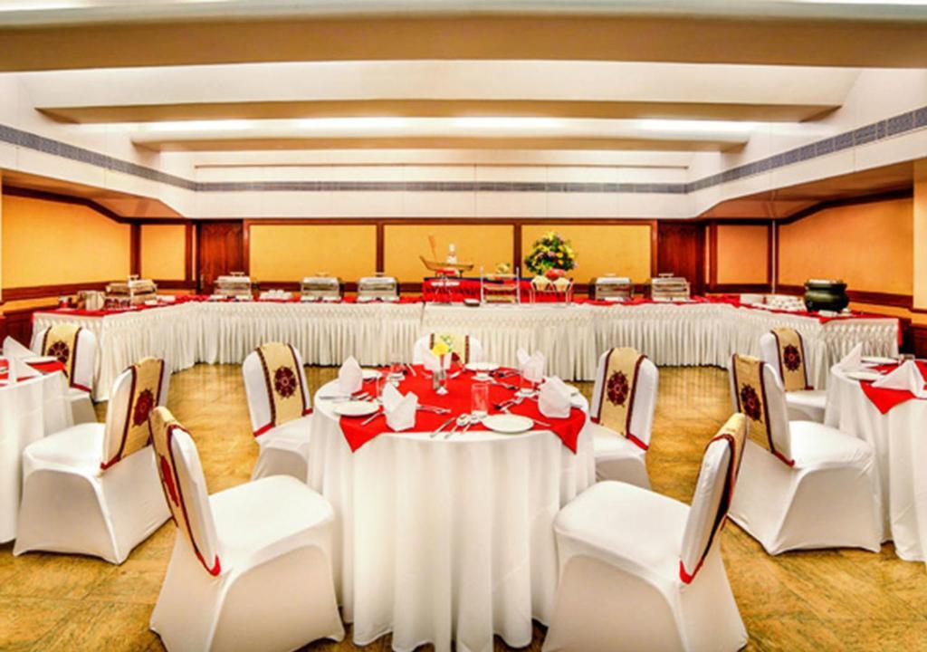 Батасингарам: Tara Comfort Hotel