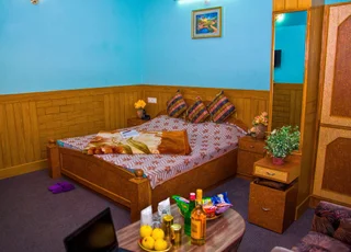 Куфри: Aditya Home Stay