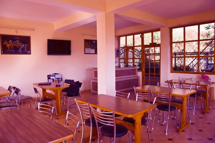 Куфри: Aditya Home Stay