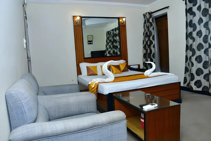 Дигха: Hotel Dolphin
