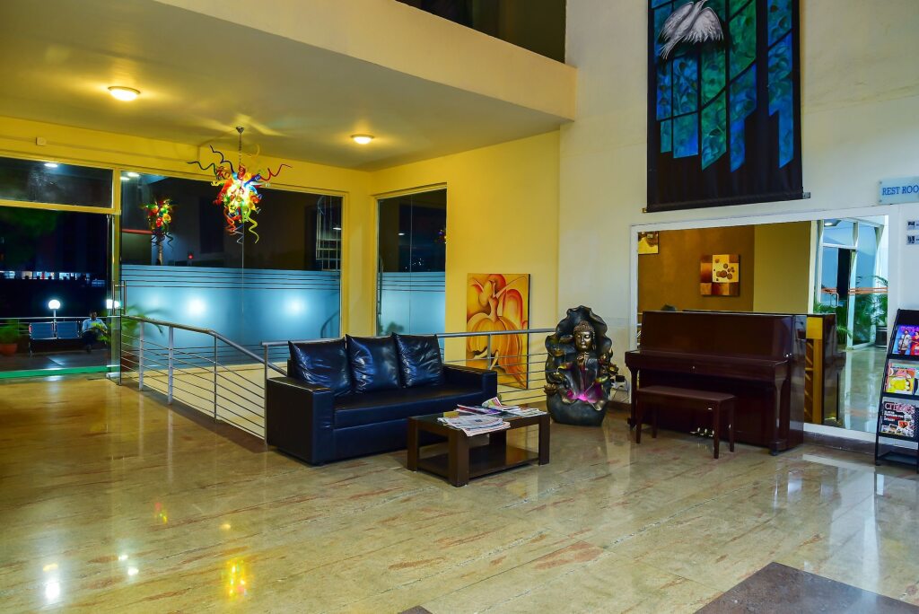 Вакад: Orritel Hotel